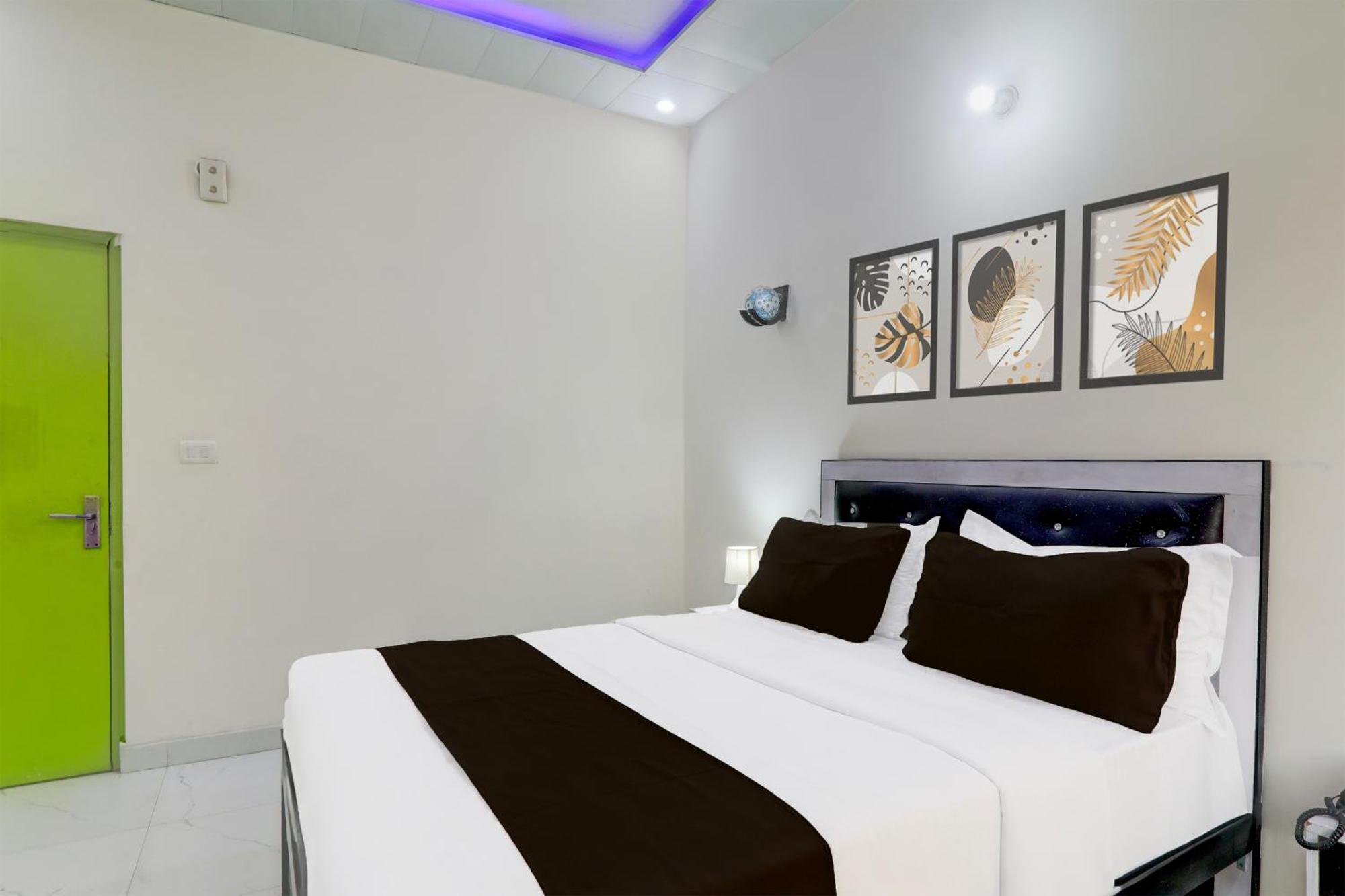 Banthra Sikandarpur Super Hotel O Banthara Near Airport מראה חיצוני תמונה