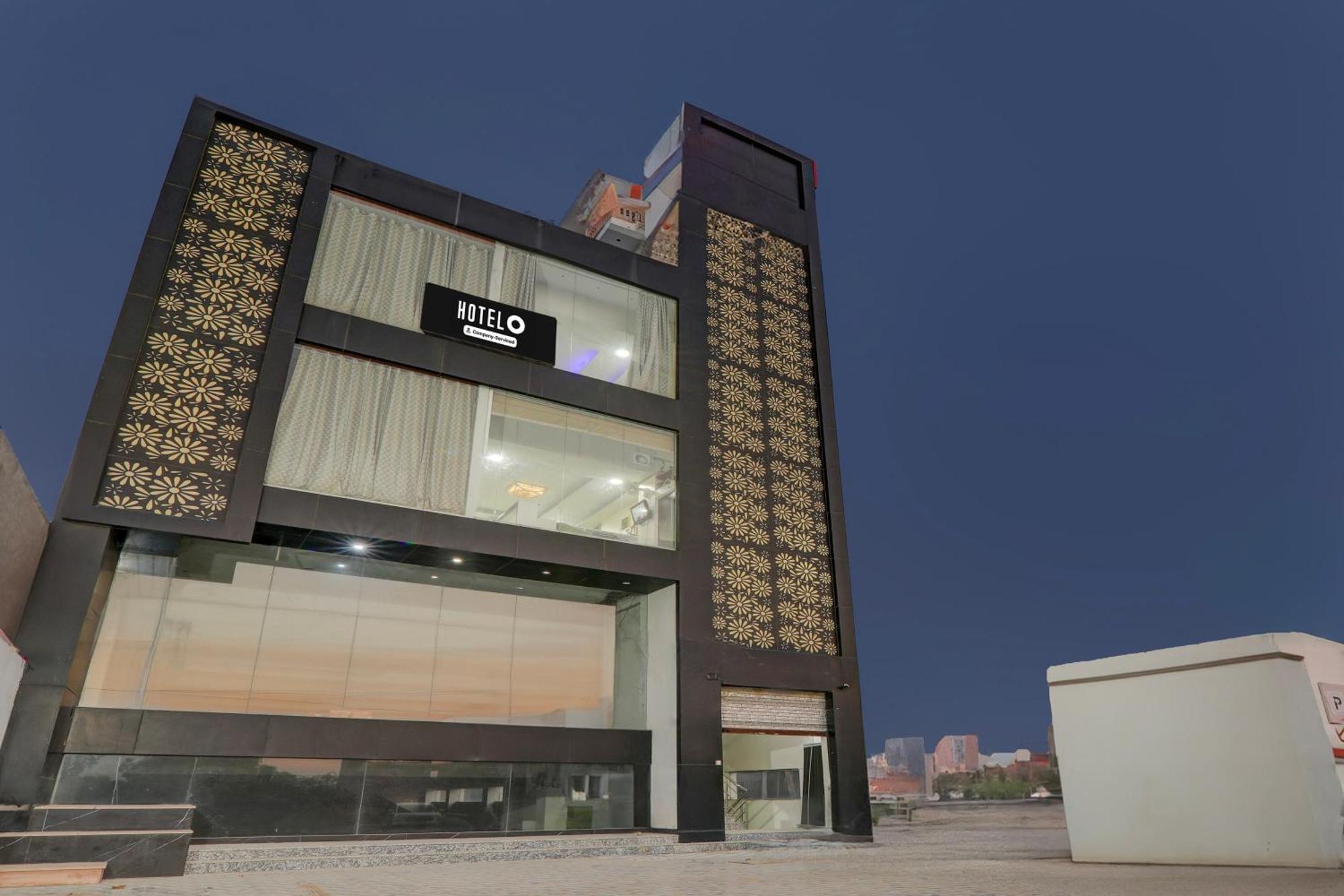 Banthra Sikandarpur Super Hotel O Banthara Near Airport מראה חיצוני תמונה