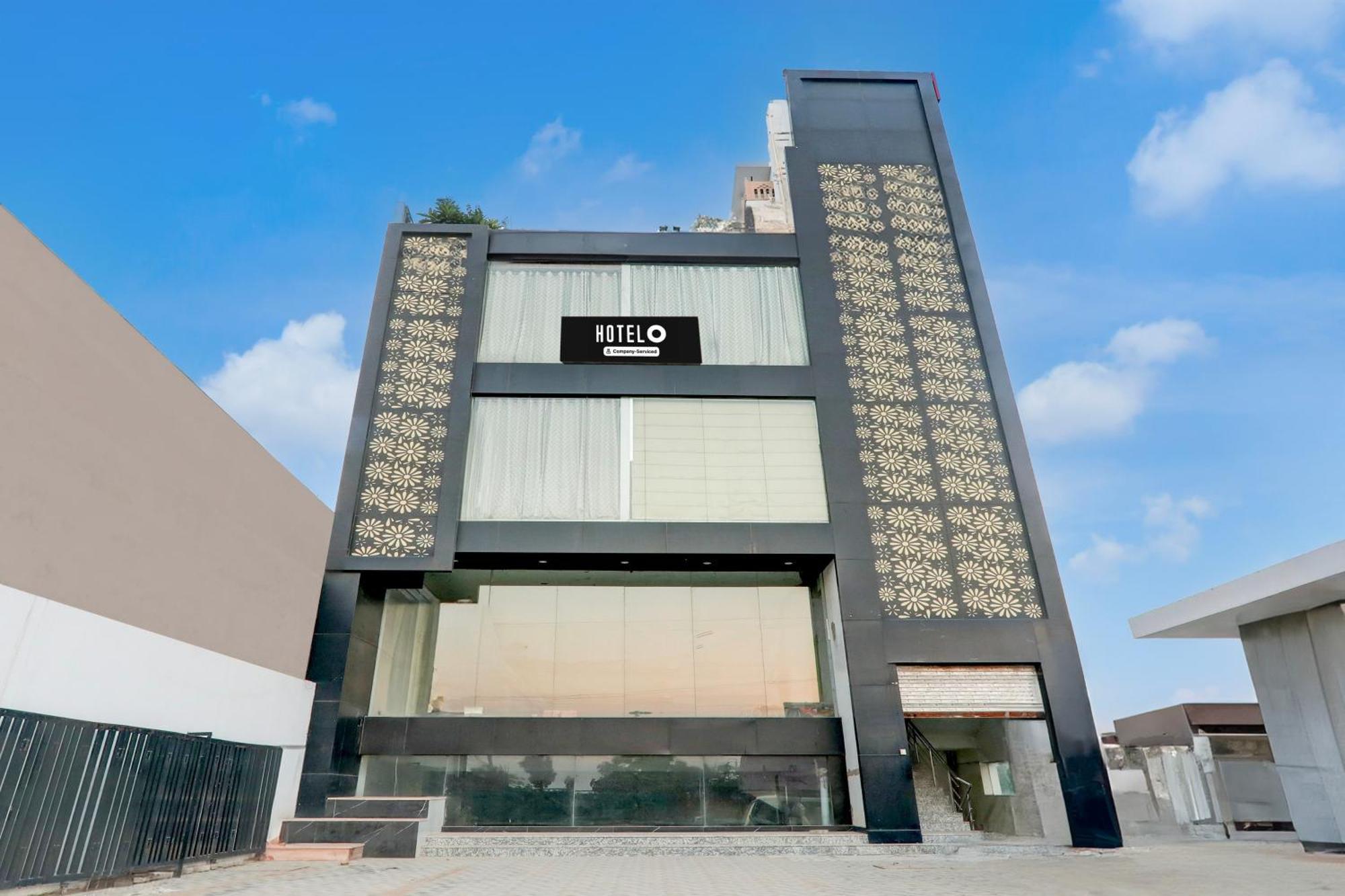 Banthra Sikandarpur Super Hotel O Banthara Near Airport מראה חיצוני תמונה